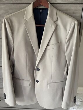 Banana Republic Men's Light Beige Two-Button Blazer- Slim Fit. 40S
